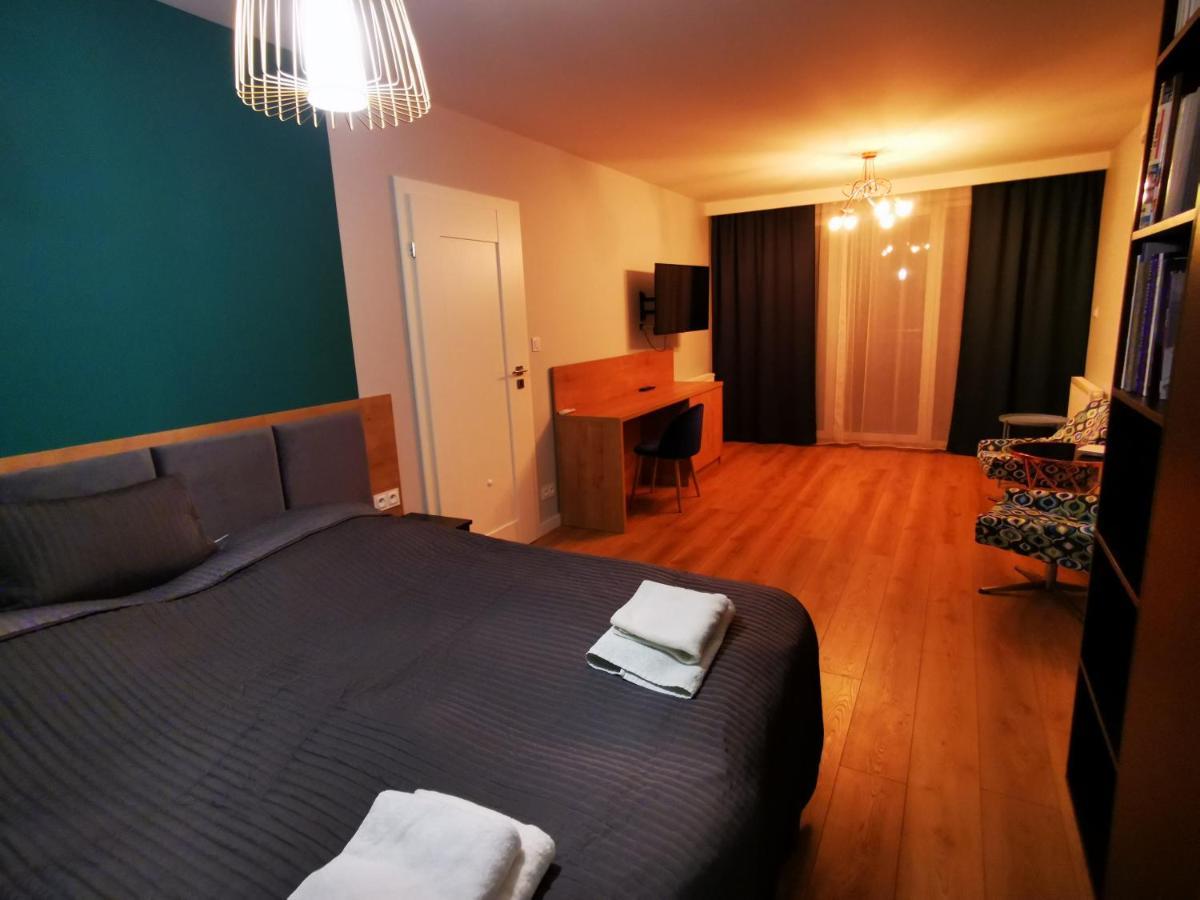 Lesny Apartament Nad Zalewem Kielce Ngoại thất bức ảnh